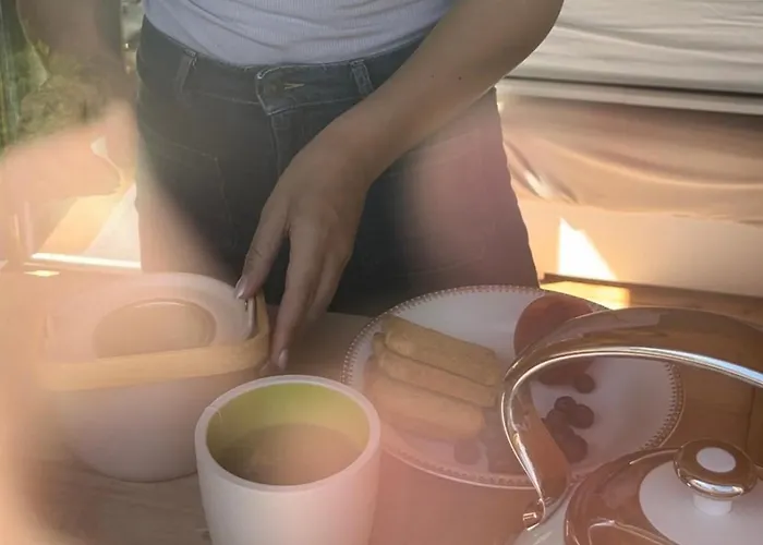 Les De Julie Camping